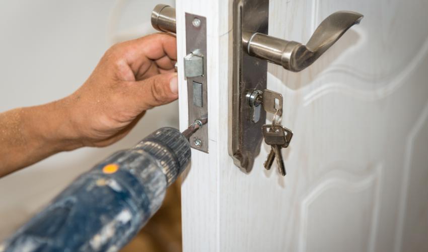 Commercial and residential locksmith